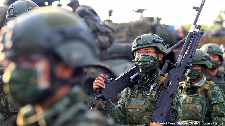 Taiwan estenderá serviço militar obrigatório