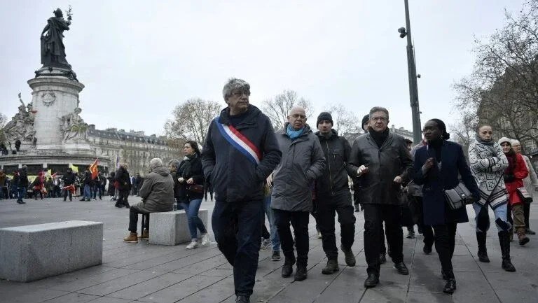 Suspeito de tiroteio de Paris admite 