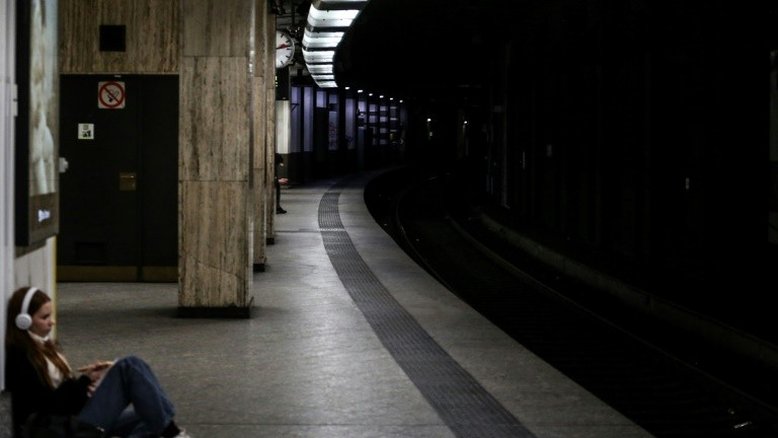 Reino Unido enfrentará greves de transporte em diversos setores neste fim de ano