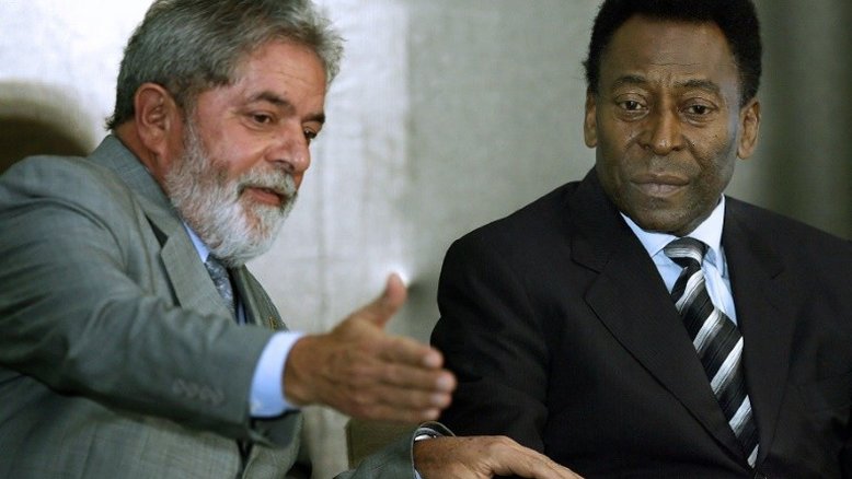Lula sanciona lei que institui Dia do Rei Pelé