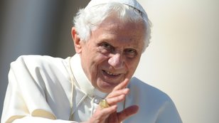 A igreja católica perde um de seus maiores intelectuais, o papa emérito Bento XVI