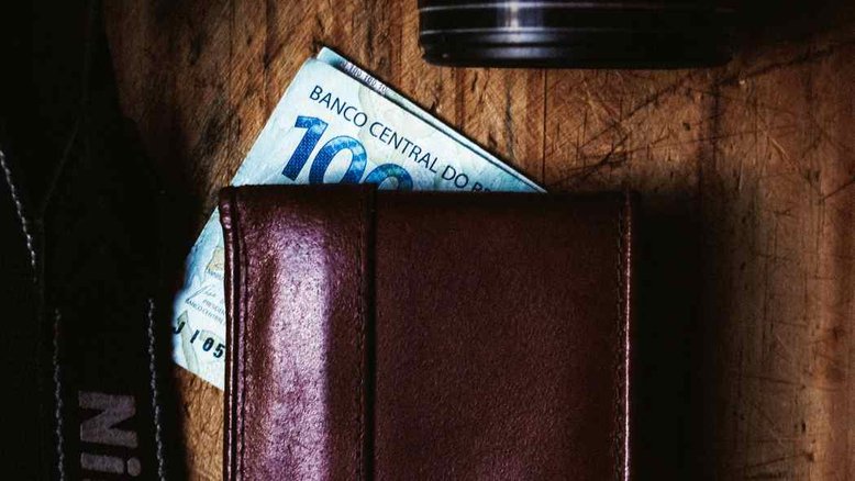 Iuri Meira chama atenção com dicas para organizar a vida financeira, e começar bem 2023
