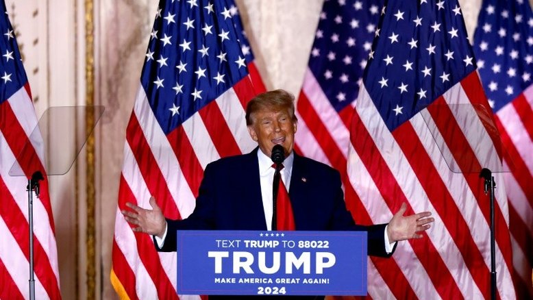 Trump anuncia NFTs colecionáveis de si mesmo