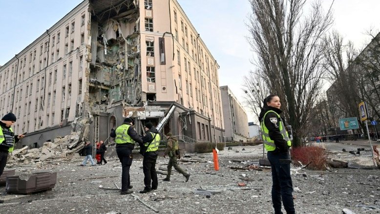 Novos bombardeios russos na Ucrânia a poucas horas do fim do ano