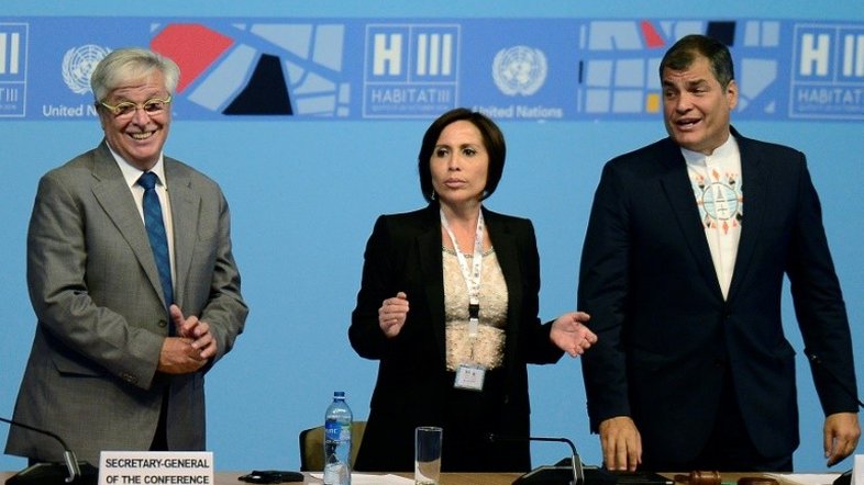 Equador nega salvo-conduto a ex-ministra que recebeu asilo da Argentina
