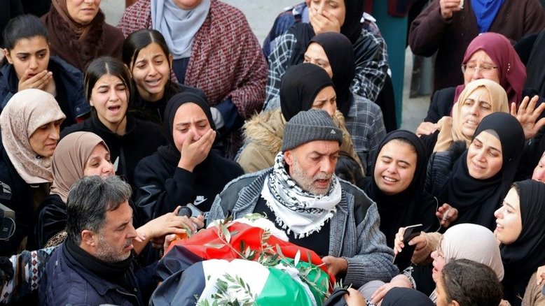 Exército israelense admite ter matado uma adolescente palestina na Cisjôrdania