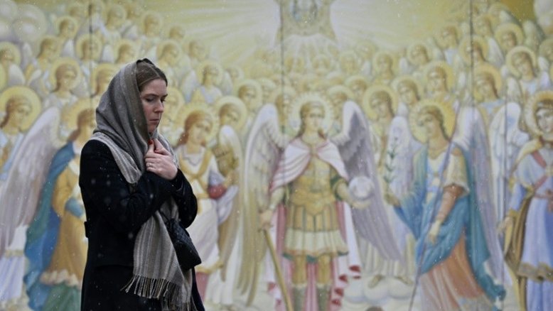 Ortodoxos ucranianos celebram Natal em Kiev em desafio à Rússia