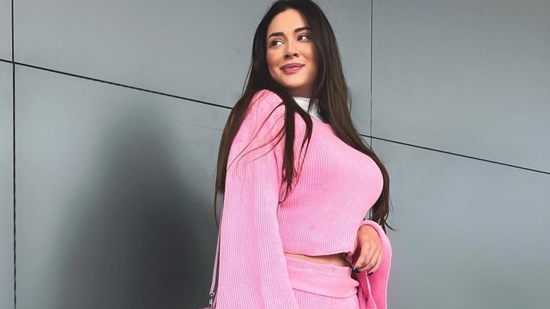 Juju Salimeni discute com seguidor após assistir nudez em série: 'Não acho normal'