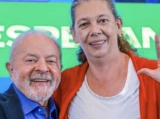 Felipe Neto ironiza seriedade de Juliano Cazarré em premiação da TV Globo -  ISTOÉ Independente