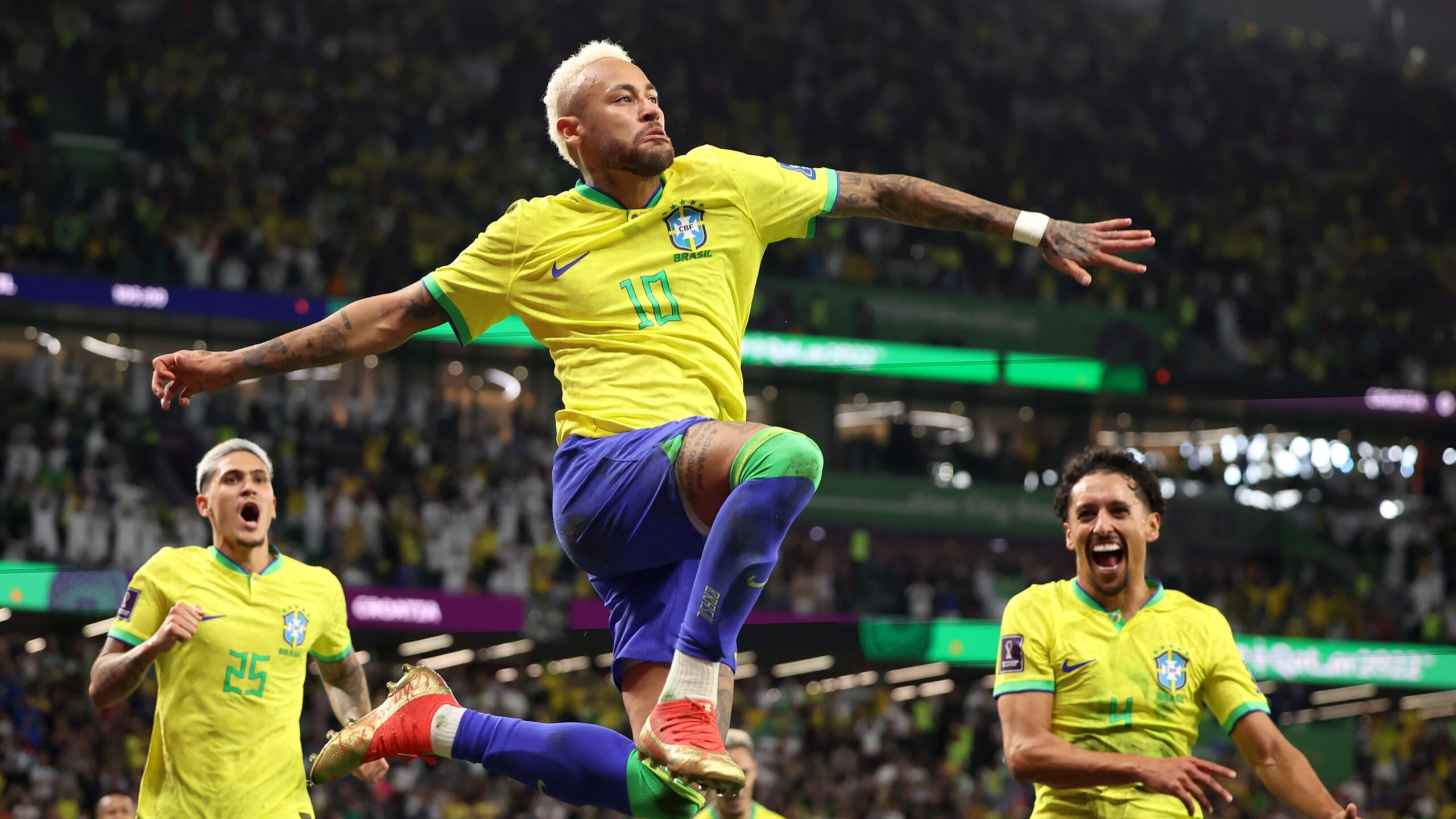 Pelé parabeniza Neymar por igualar marca de gols pela Seleção Brasileira