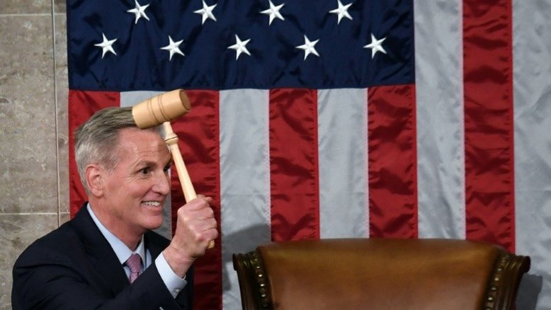 McCarthy é eleito presidente da Câmara dos Representantes dos EUA após disputa republicana