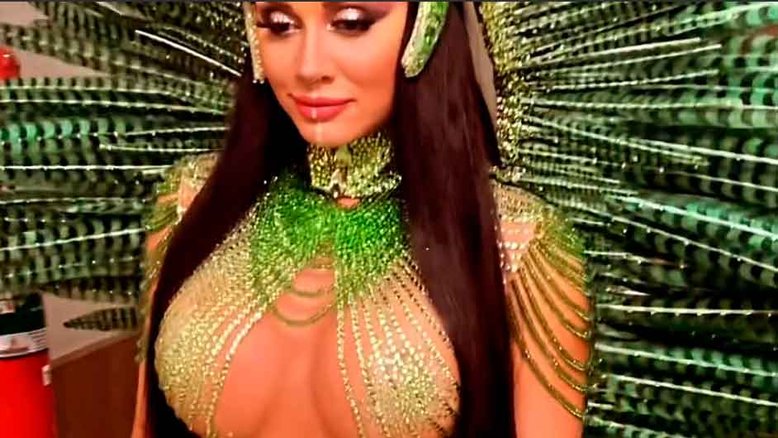 Sem sutiã, Juju Salimeni relembra look do último Carnaval. Foto: Reprodução Instagram
