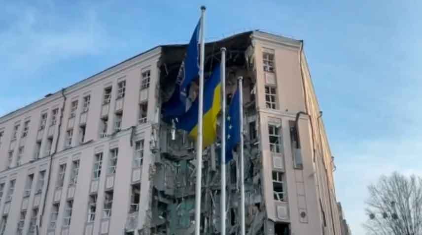 VÍDEO: Câmeras de segurança flagram o momento em que míssil atinge hotel em Kiev na véspera do ano-novo 4 O local recepcionava eventos e times que disputaram campeonatos da StarLadder, organizadora de campeonatos de esports localizada em Kiev.