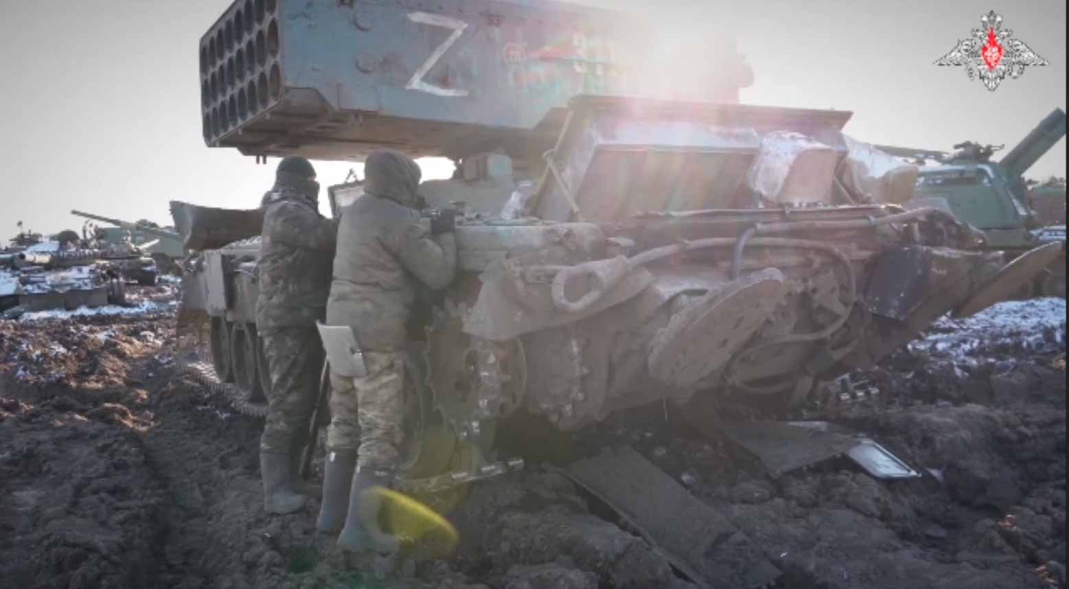 VÍDEO: Como são reparados os tanques e outros equipamentos militares entre as batalhas na guerra da Ucrânia 7 VÍDEO: Como são reparados os tanques e outros equipamentos militares entre as batalhas na guerra da Ucrânia