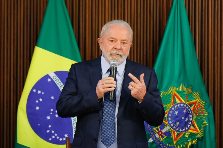 Governo Lula tem 52% de aprovação, diz pesquisa