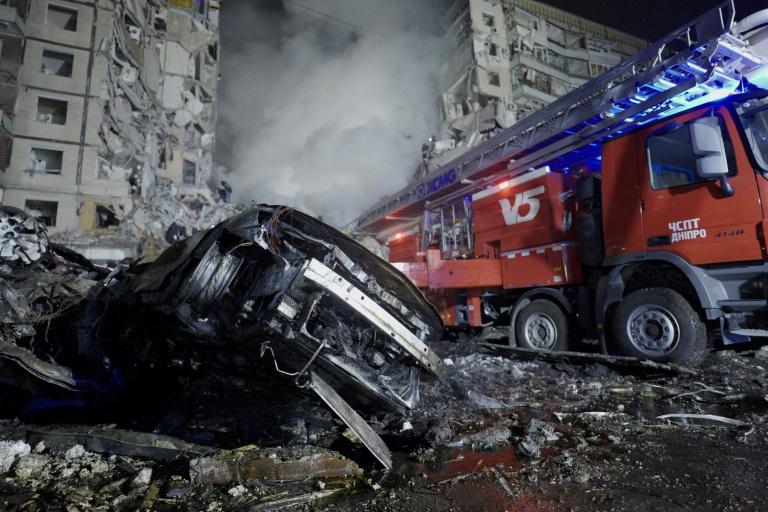 Número de mortos em bombardeio russo em Dnipro sobe para 25
