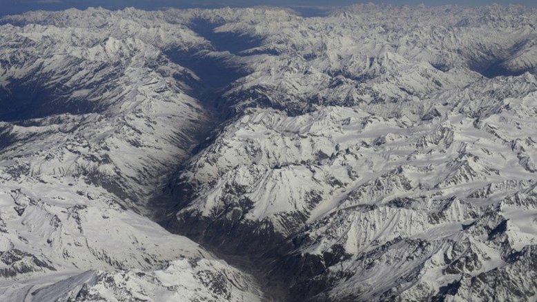 Avalanche no Himalaia indiano deixa ao menos sete mortos