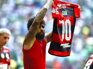 Rômulo Mendonça substitui Tiago Leifert e será a principal voz da Copa do  Brasil no streaming