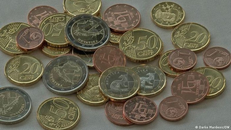 Croácia adota o euro como moeda