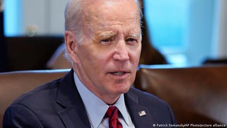 Novo lote de documentos confidenciais descobertos com Biden