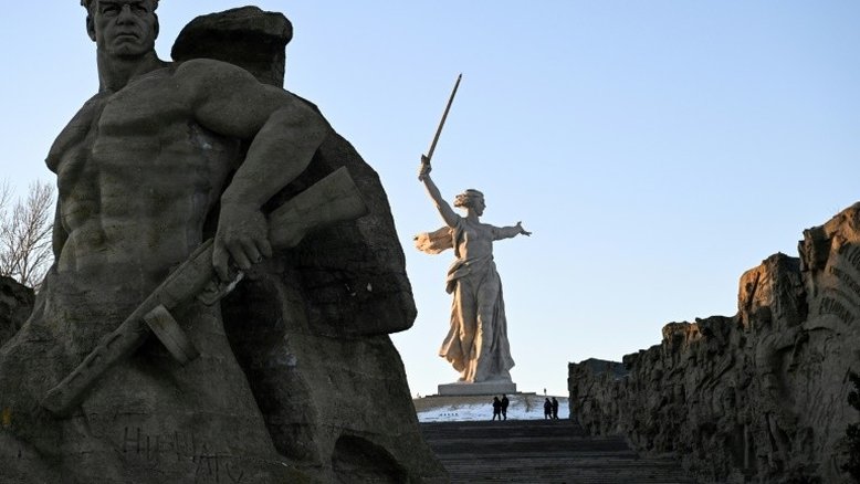 Rússia recorda a batalha de Stalingrado para legitimar ofensiva na Ucrânia