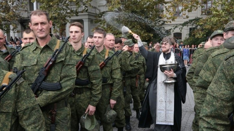 Rússia dá sentido religioso à ofensiva na Ucrânia