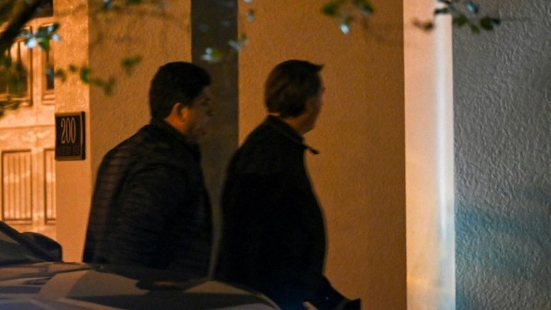 Bolsonaro recebe alta na Flórida após problema intestinal