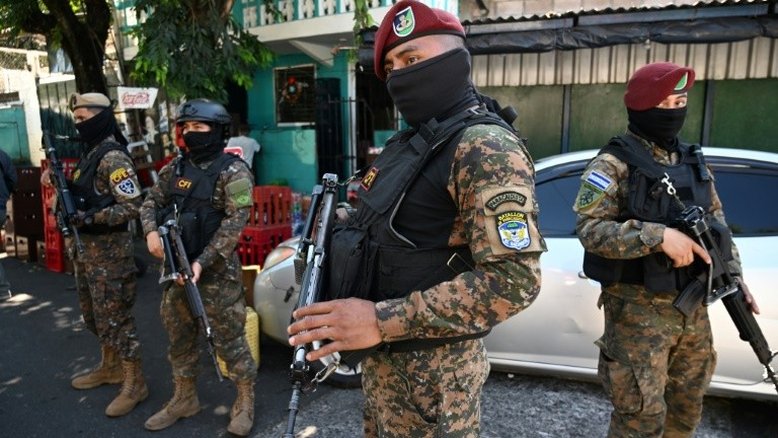 El Salvador estende estado de exceção para enfrentar gangues