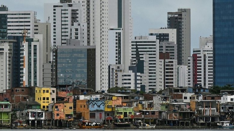 Dívida latino-americana chega a US$ 5,8 trilhões - 117% do PIB - em 15 anos