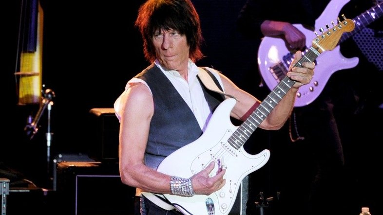 Guitarrista Jeff Beck morre aos 78 anos