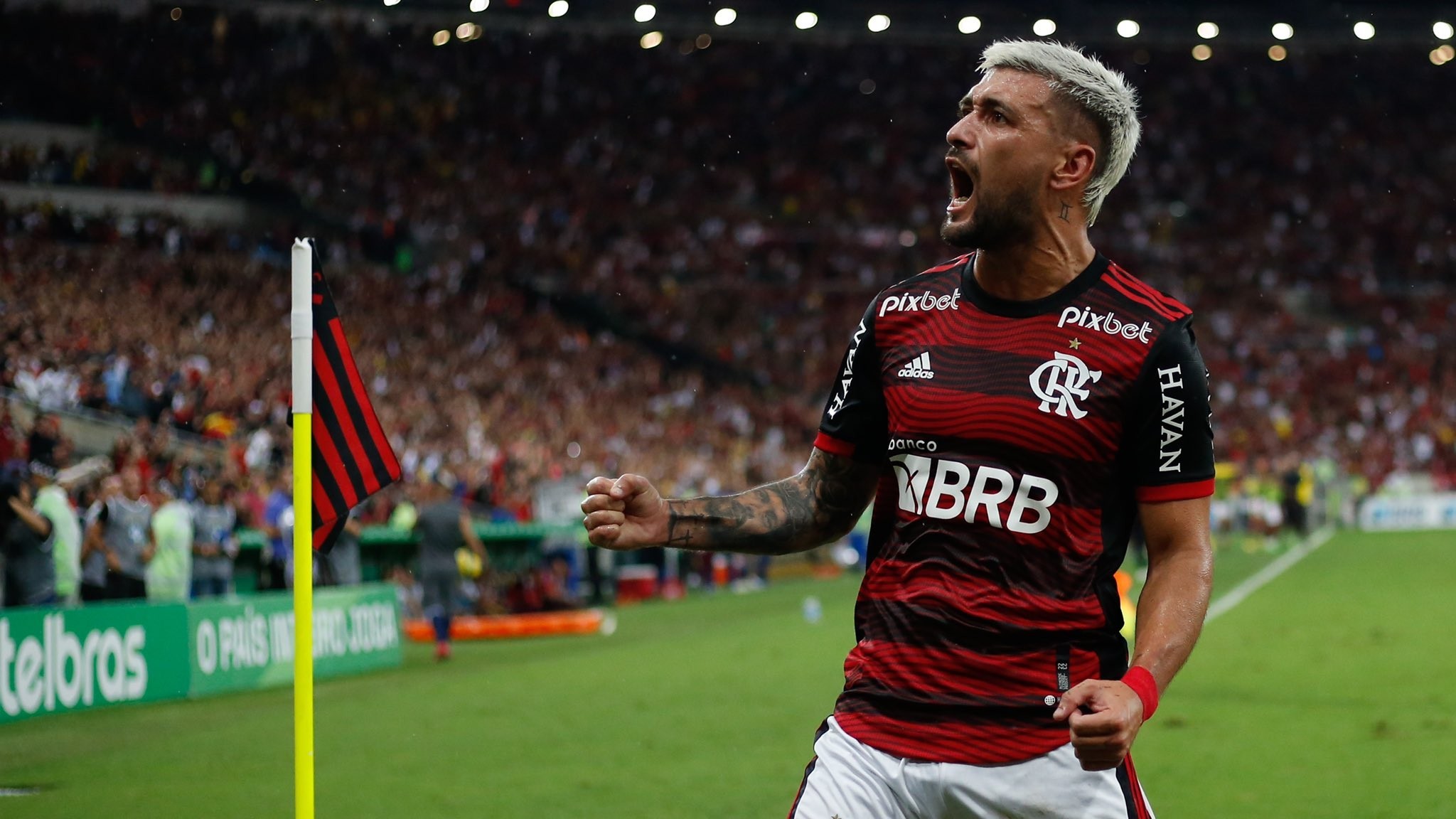 Luís Suárez no Grêmio movimenta estrangeiros no Brasil; relembre outros uruguaios que defenderam clubes nacionais 12 Luís Suárez no Grêmio movimenta estrangeiros no Brasil; relembre outros uruguaios que defenderam clubes nacionais