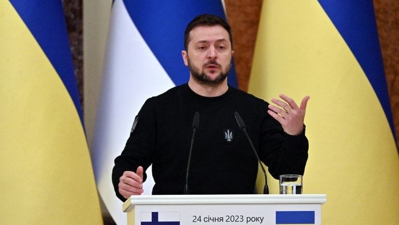 Zelensky diz que entrega de tanques é 'passo importante' para vitória contra Rússia