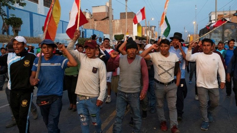 A odisseia dos camponeses dos Andes peruanos dispostos a dar a vida em Lima