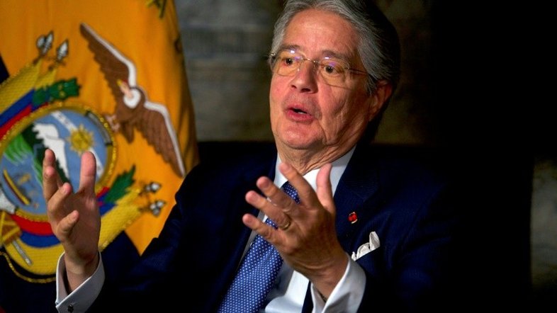 Equador vai reduzir imposto sobre importação de armas