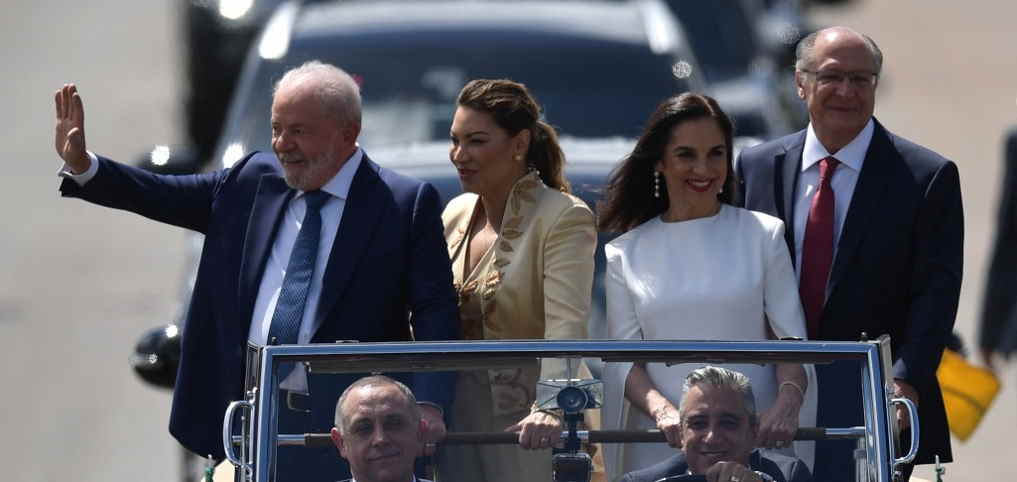Presidente Lula, acompanhado da primeira-dama Janja, vice-presidente Geraldo Alckmin e esposa Lu Alckmin