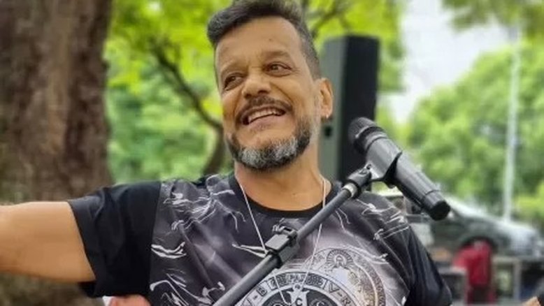 Morre, aos 58 anos, o sambista Marcelo Sena, vocalista da banda Coisa Nossa