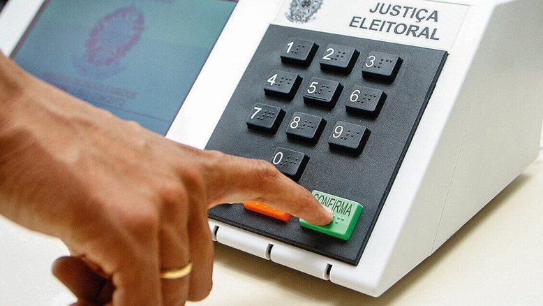 Urna eletrônica