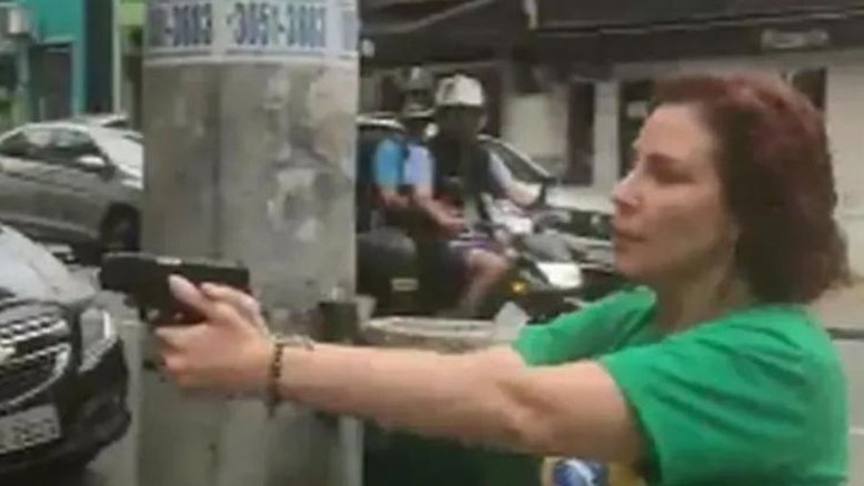 STF intima Zambelli no plenário da Câmara para apresentar defesa sobre porte de arma