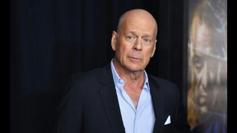 Bruce Willis tem comportamento agressivo e não reconhece mais a mãe