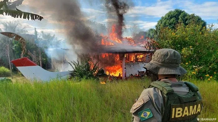 Ibama inicia desmonte do garimpo na terra yanomami