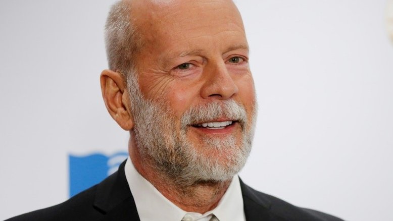 Comportamento agressivo e não reconhecer pessoas: saiba mais sobre doença de Bruce Willis