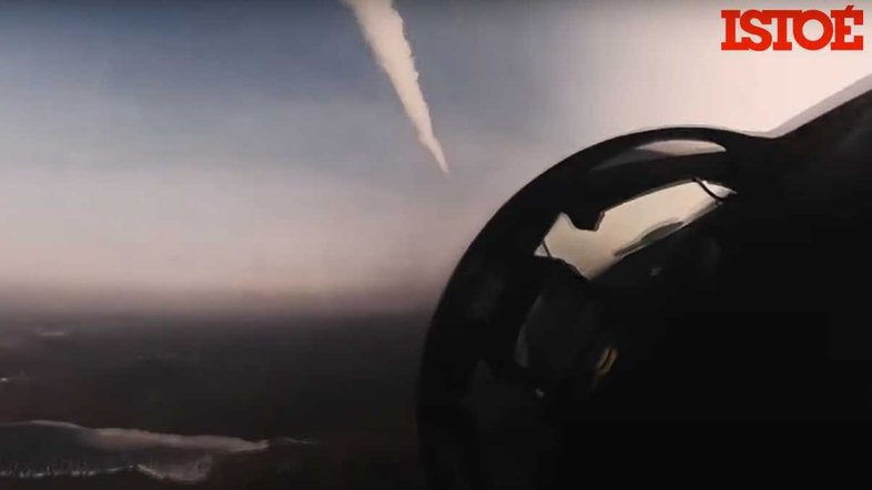 Força Aérea da Ucrânia usa caça poderoso em ataque contra russos