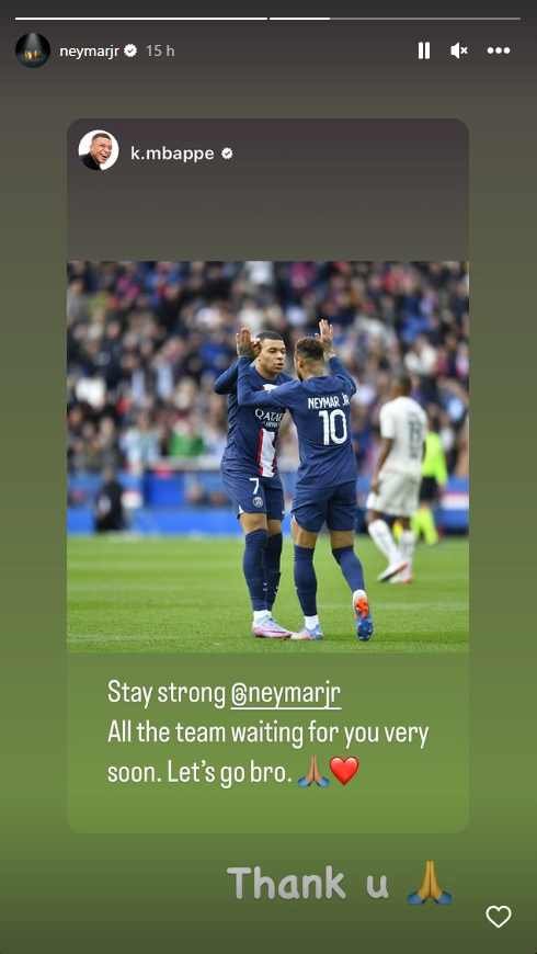 Neymar lamenta lesão no tornozelo 'de novo' e recebe mensagem de Mbappé 8 Neymar lamenta lesão no tornozelo 'de novo' e recebe mensagem de Mbappé