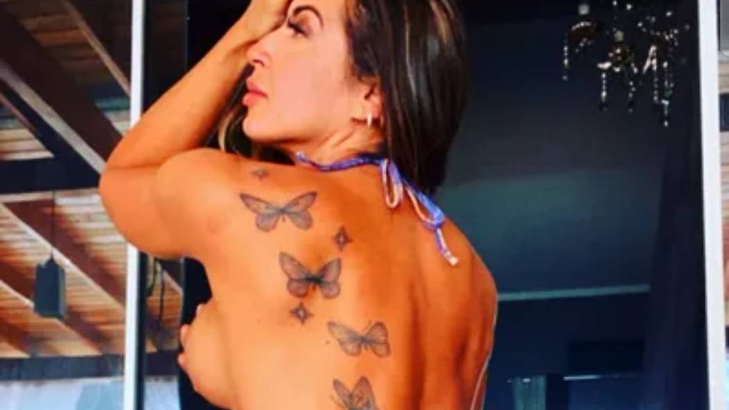 Ex-BBB Priscila Pires surge seminua em foto: 'Recomeço'