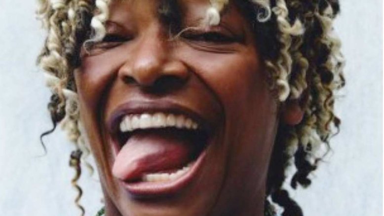 Mart'nália revela namoro com chacrete: 'Ela tinha tema'