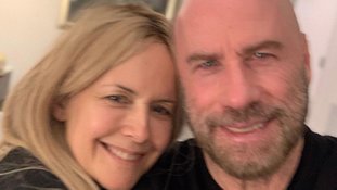 John Travolta teria feito voto de celibato após morte da esposa