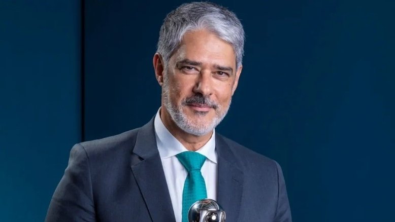Recusou proposta milionária e pediu aposentadoria: saiba o salário de William Bonner na Globo