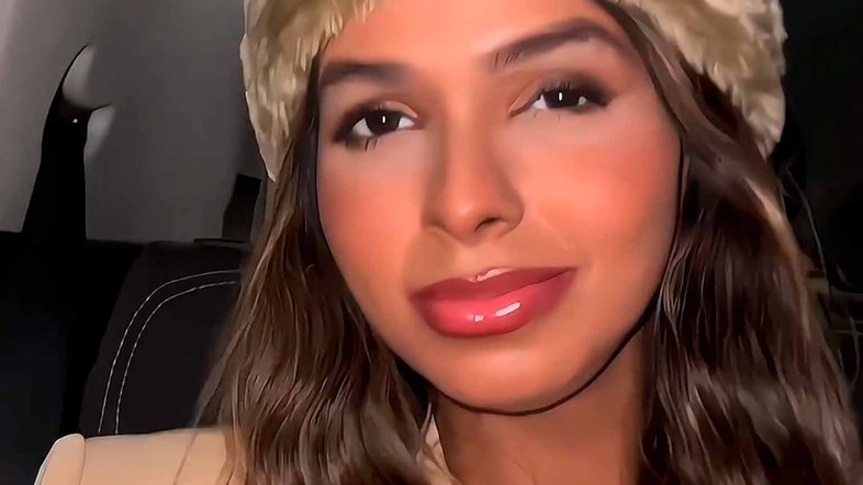 Conhecida anteriormente como Jotta, cantora gospel trans revela novo nome