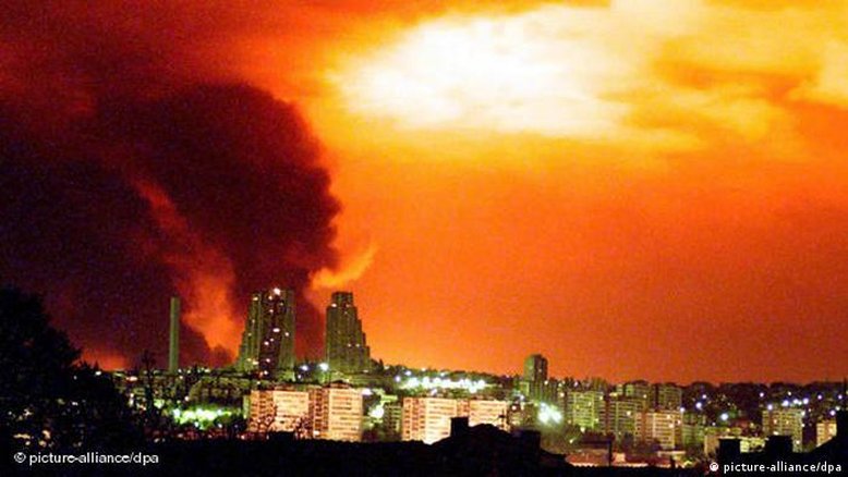 1999: Otan ataca a Iugoslávia, início da quarta guerra dos Bálcãs