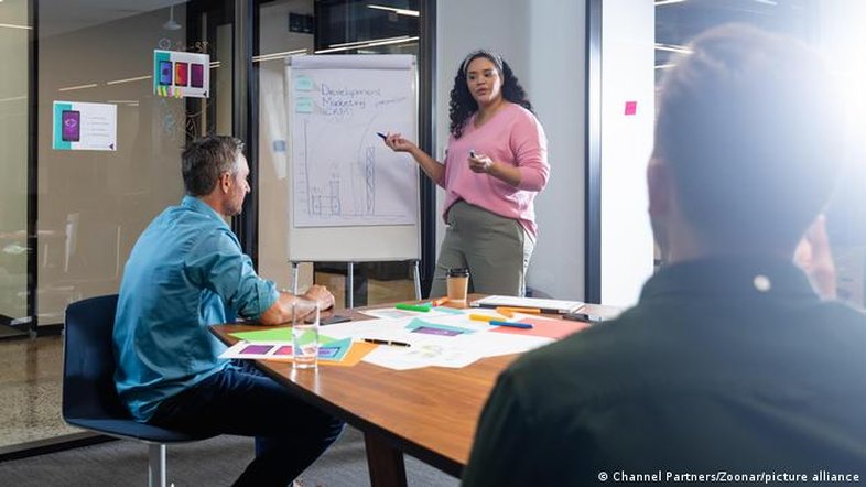 Como empresas podem alçar mais mulheres a cargos de chefia